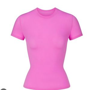 SKIMS fits everybody tshirt neon orchid